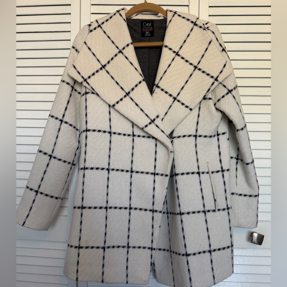 Dex Women's Cream and Black Checkered Trench Coat
